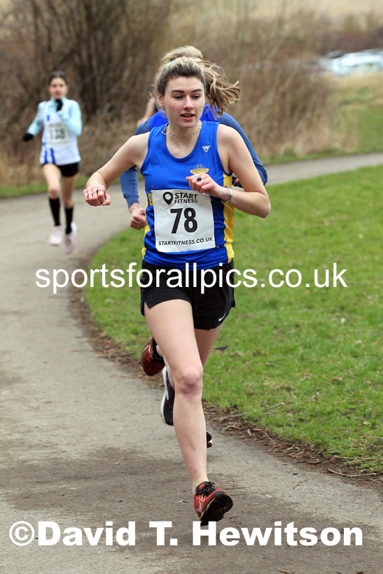 Senior women and veteran women and men over-50s NECAA Road Relay Champs., Hetton Lyons Park, Hetton le Hole, County Durham. Photo: David T. Hewitson/Sports for All Pics